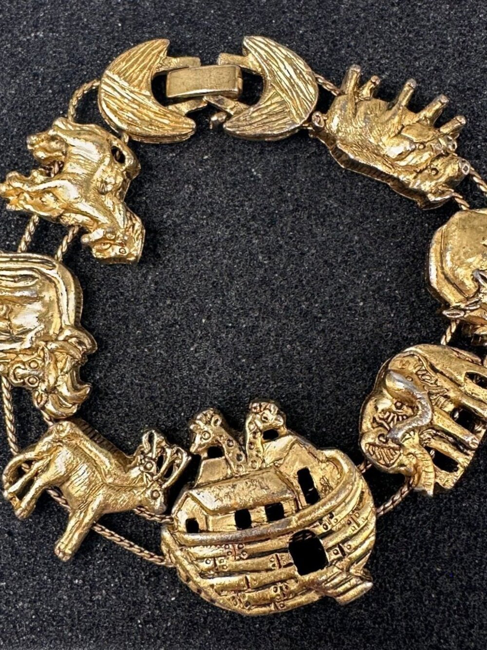 Vintage Noah Arks Bracelet Gold Tone Sliding Charms Bergdorf Goodman 7.25"